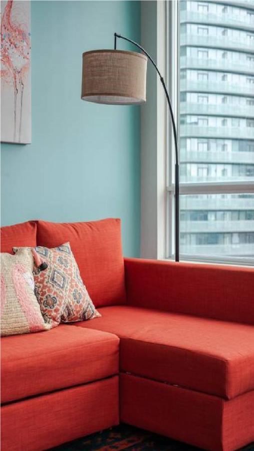 Toronto Downtown Core Two Bedroom Condo With Cn Tower View, Free Parking Eksteriør billede