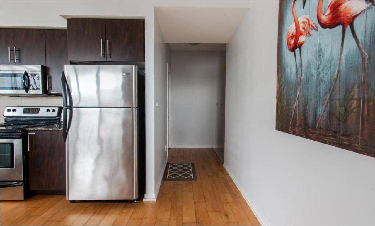 Toronto Downtown Core Two Bedroom Condo With Cn Tower View, Free Parking Eksteriør billede